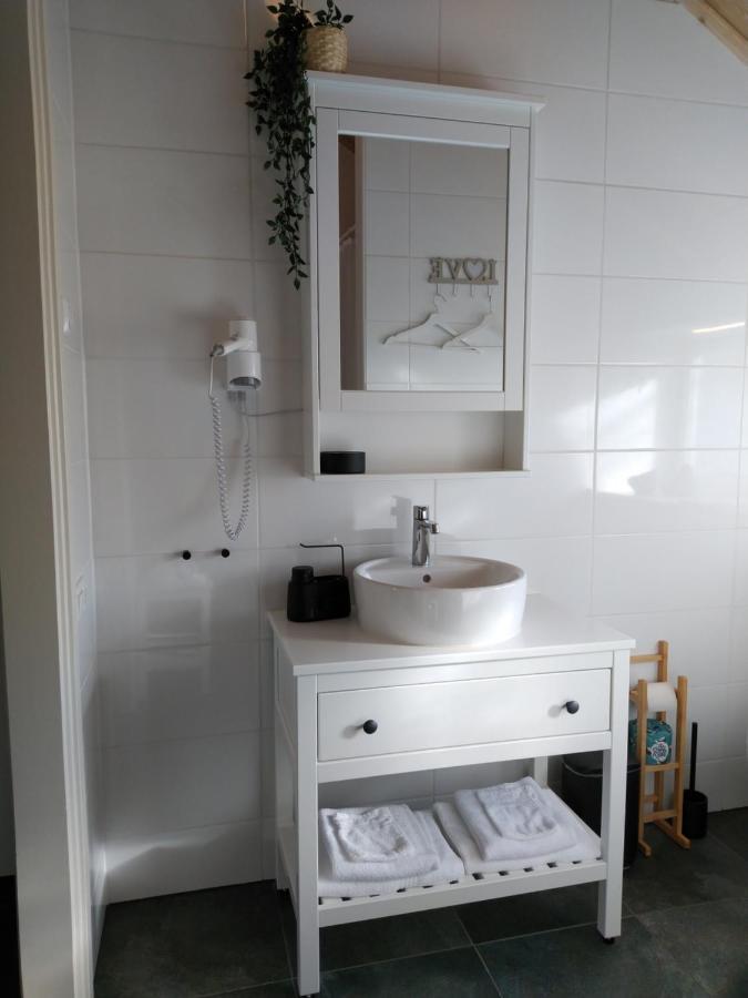 Bed and Breakfast Logies De Houtdijk Harich Екстер'єр фото